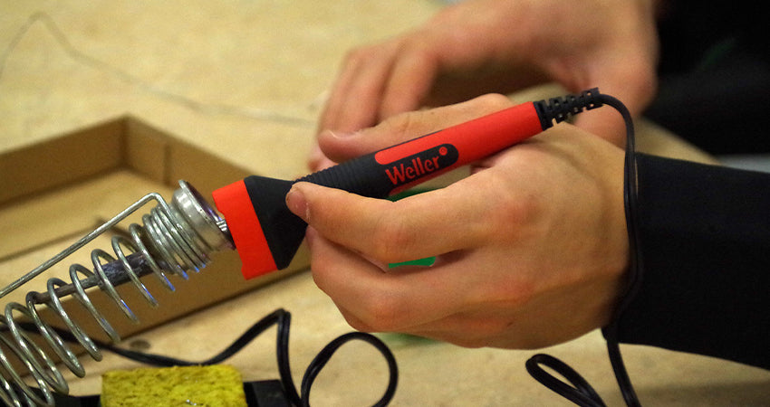 Maintenance of soldering iron