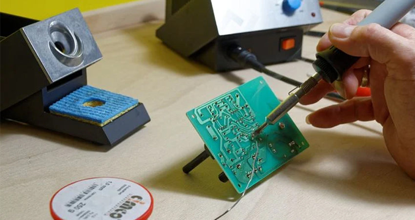 Steps of soldering parts with soldering iron