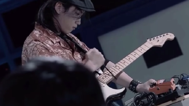 screwdriver for guitar